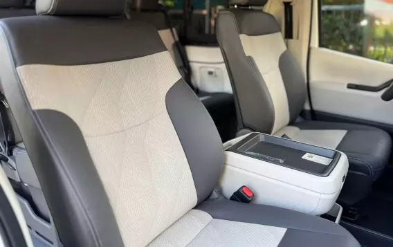 2020 Toyota Hiace  GL Grandia M/T in Manila, Metro Manila-18