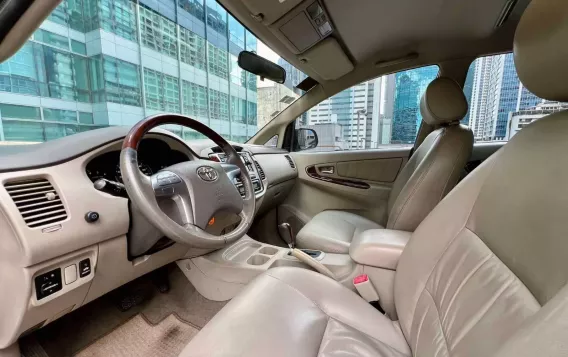 2014 Toyota Innova in Makati, Metro Manila-12