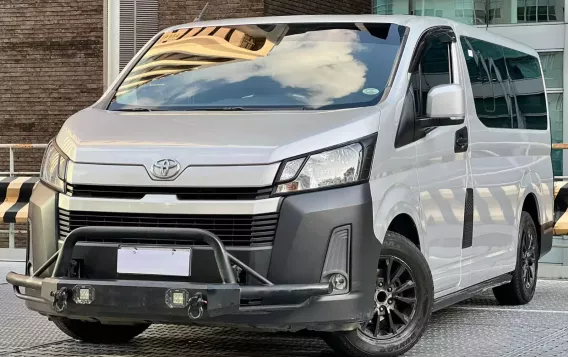 2021 Toyota Hiace  Commuter Deluxe in Makati, Metro Manila-2