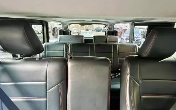 2021 Toyota Hiace  Commuter Deluxe in Makati, Metro Manila-13