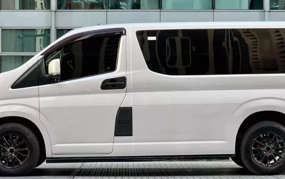 2021 Toyota Hiace in Makati, Metro Manila-3