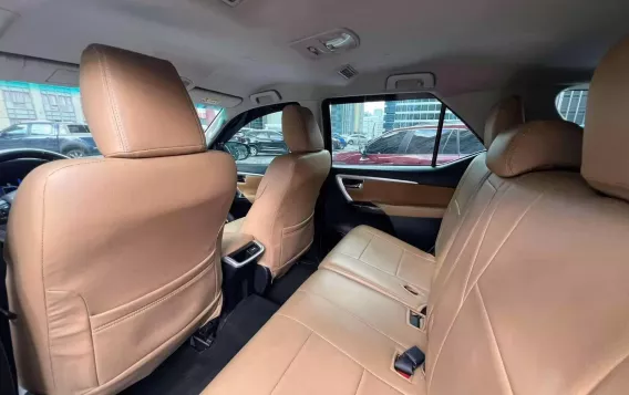 2017 Toyota Fortuner  2.4 G Diesel 4x2 AT in Makati, Metro Manila-8