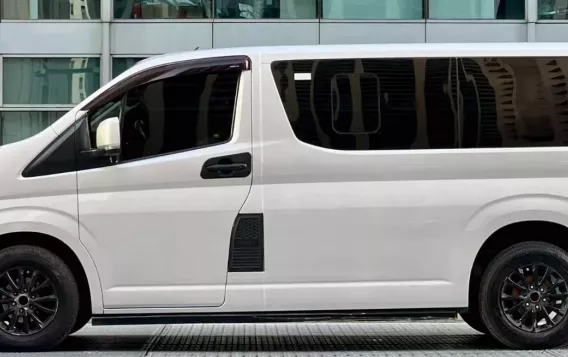 2021 Toyota Hiace  Commuter Deluxe in Makati, Metro Manila-5