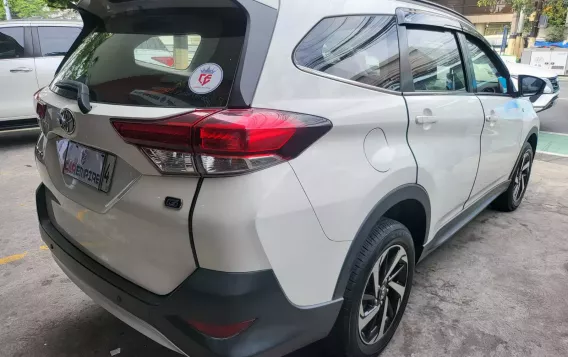 2019 Toyota Rush  1.5 G AT in Las Piñas, Metro Manila-5