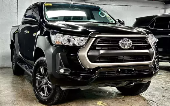 2022 Toyota Hilux  2.4 G DSL 4x2 A/T in Manila, Metro Manila-12