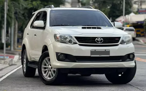 2015 Toyota Fortuner  2.4 V Diesel 4x2 AT in Manila, Metro Manila-1