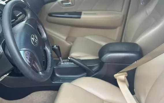 2015 Toyota Fortuner  2.4 V Diesel 4x2 AT in Manila, Metro Manila-14