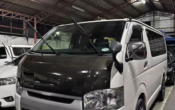 2017 Toyota Hiace  Commuter 3.0 M/T in Manila, Metro Manila