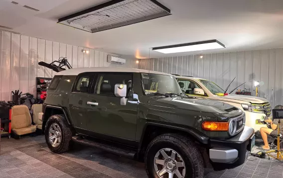 2014 Toyota FJ Cruiser  4.0L V6 in Manila, Metro Manila-7