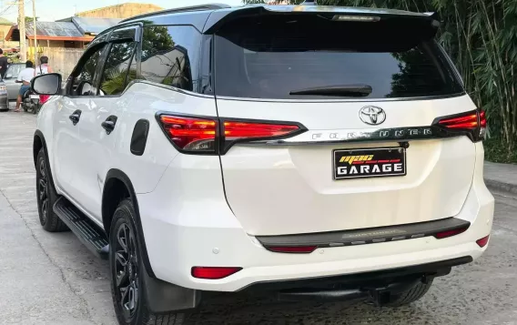 2019 Toyota Fortuner  2.8 V Diesel 4x4 AT in Manila, Metro Manila-9