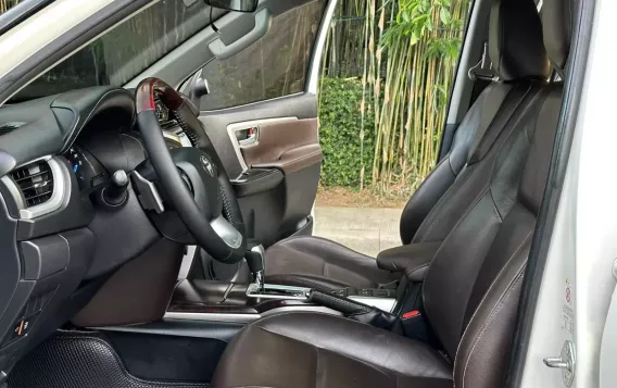 2019 Toyota Fortuner  2.8 V Diesel 4x4 AT in Manila, Metro Manila-15