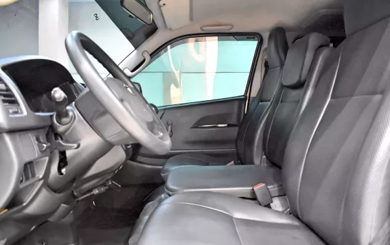 2020 Toyota Hiace  Commuter 3.0 M/T in Lemery, Batangas-13