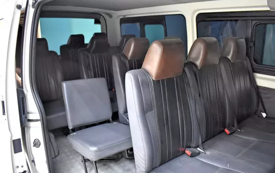 2020 Toyota Hiace  Commuter 3.0 M/T in Lemery, Batangas-16