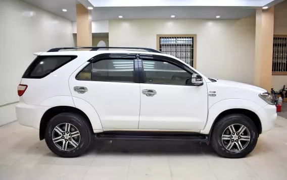 2011 Toyota Fortuner  2.4 G Diesel 4x2 AT in Lemery, Batangas-13