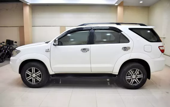 2011 Toyota Fortuner  2.4 G Diesel 4x2 AT in Lemery, Batangas-16