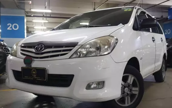 2012 Toyota Innova  2.0 J Gas MT in Quezon City, Metro Manila-22