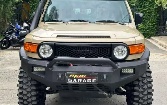 2015 Toyota FJ Cruiser  4.0L V6 in Manila, Metro Manila