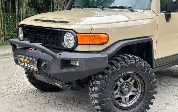 2015 Toyota FJ Cruiser  4.0L V6 in Manila, Metro Manila-4