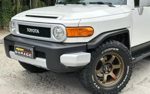 2015 Toyota FJ Cruiser  4.0L V6 in Manila, Metro Manila-2