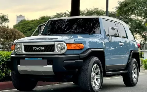 2014 Toyota FJ Cruiser  4.0L V6 in Manila, Metro Manila-3