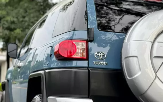 2014 Toyota FJ Cruiser  4.0L V6 in Manila, Metro Manila-15