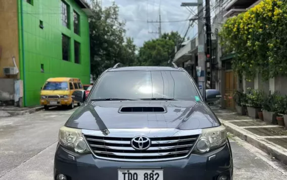 2012 Toyota Fortuner  2.8 V Diesel 4x4 AT in Quezon City, Metro Manila-3