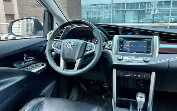 2018 Toyota Innova  2.8 V Diesel AT in Makati, Metro Manila-9