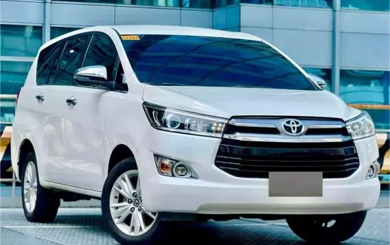 2018 Toyota Innova  2.8 V Diesel AT in Makati, Metro Manila-1