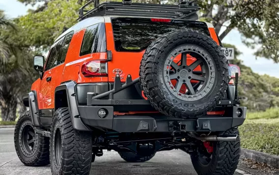 2015 Toyota FJ Cruiser  4.0L V6 in Manila, Metro Manila-6