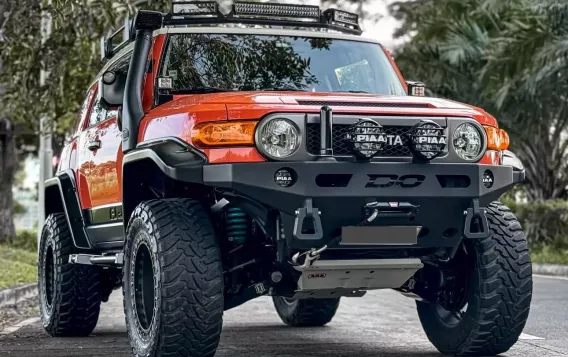 2015 Toyota FJ Cruiser  4.0L V6 in Manila, Metro Manila-9