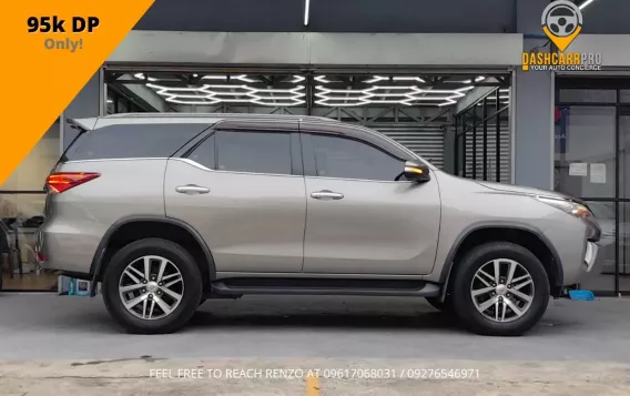 2017 Toyota Fortuner  2.4 V Diesel 4x2 AT in Quezon City, Metro Manila-14