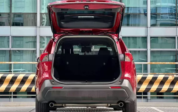 2019 Toyota RAV4  2.5 LE in Makati, Metro Manila-13