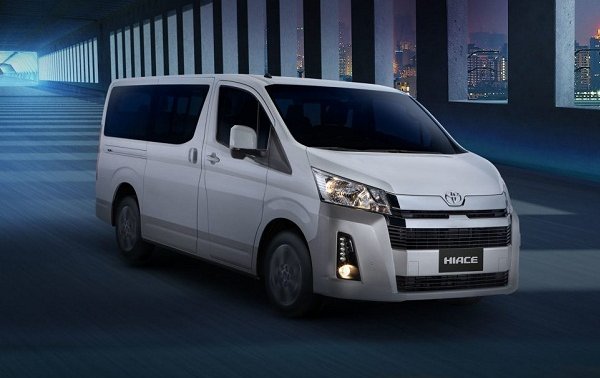 [Toyota promo] Get the Toyota Hiace Commuter with P50,000 discount